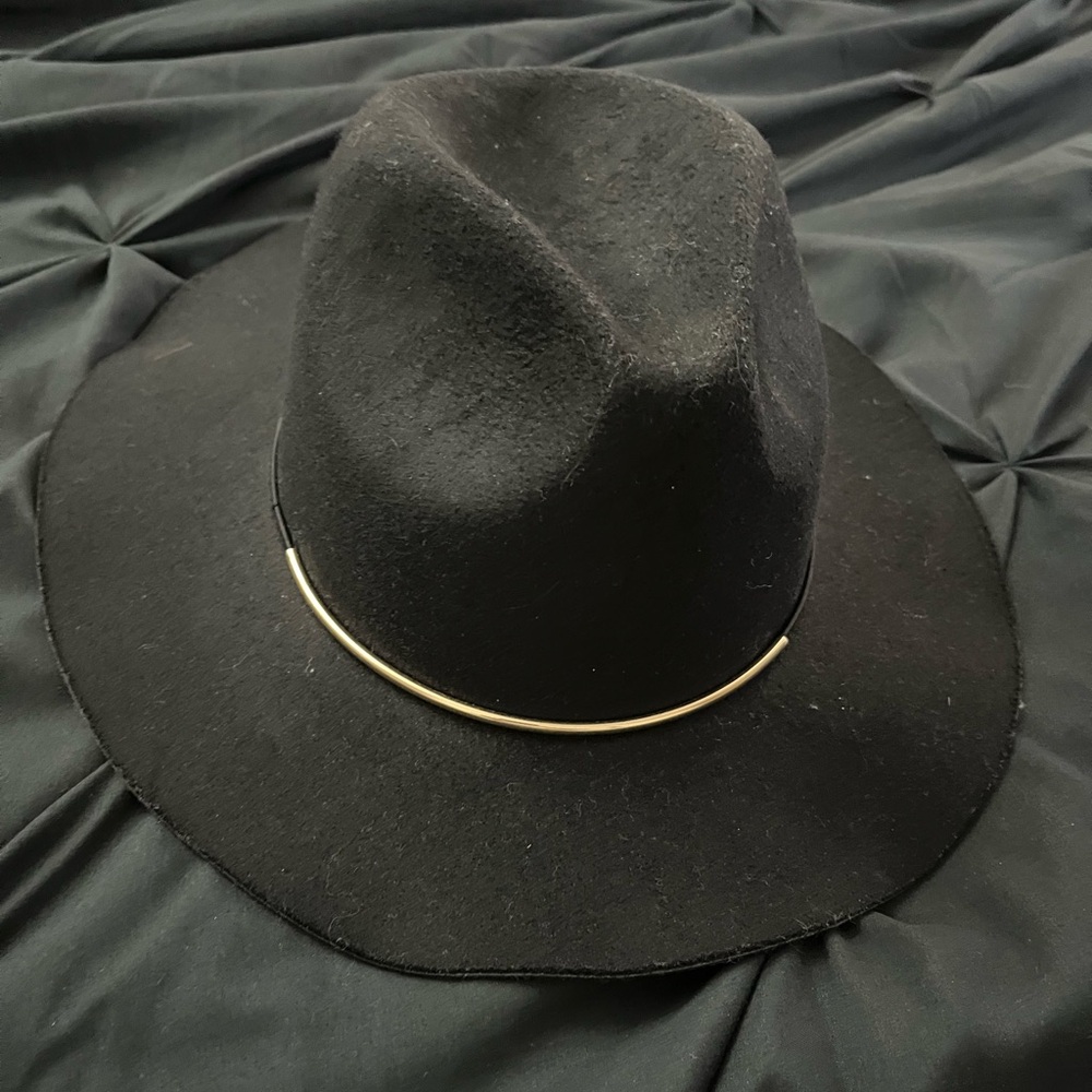 Avenue Black Fedora Subtle Gold Detail - Picture 2 of 8